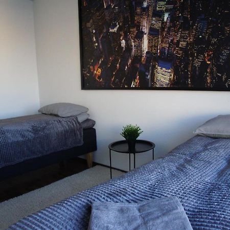 Spacious 4-Room Apartment In City Center Όουλου Εξωτερικό φωτογραφία