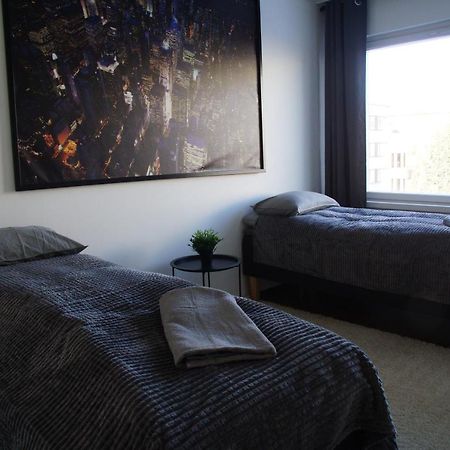 Spacious 4-Room Apartment In City Center Όουλου Εξωτερικό φωτογραφία