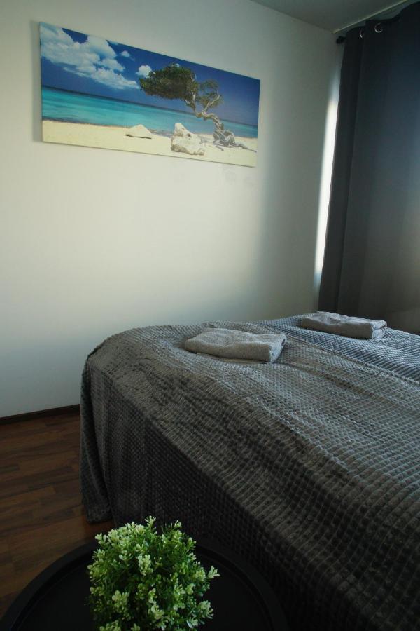 Spacious 4-Room Apartment In City Center Όουλου Εξωτερικό φωτογραφία